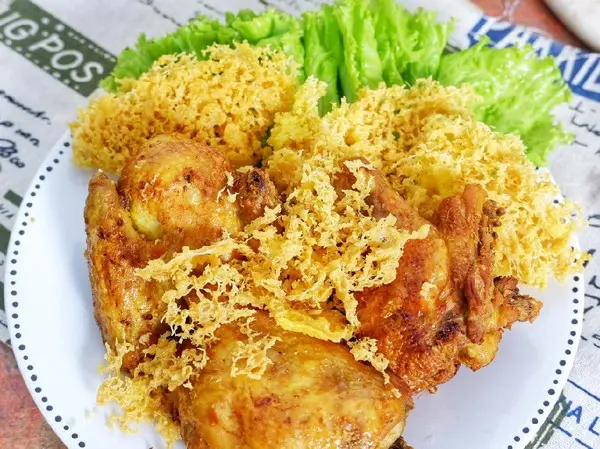 Resep Ayam Goreng Kremes yang Renyah dan Tahan Lama