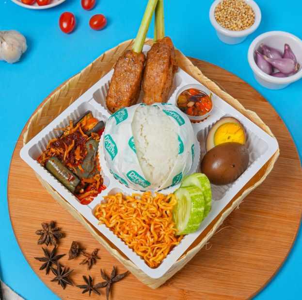 Nasi Besek Kekinian: Hidangan Lezat dalam Kemasan Modern yang Wajib Dicoba!