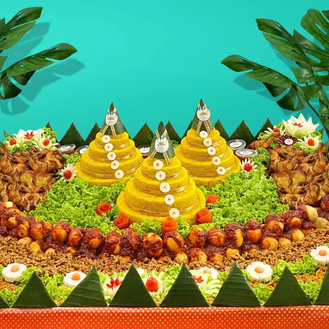 Nasi Tumpeng Kuning untuk 5 Porsi