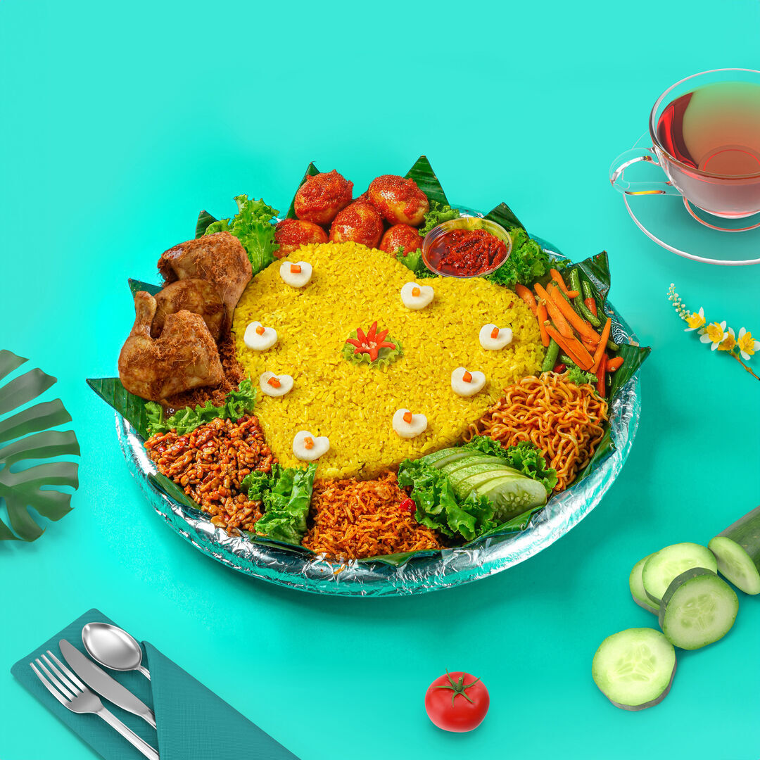 Nasi Kuning Love Box