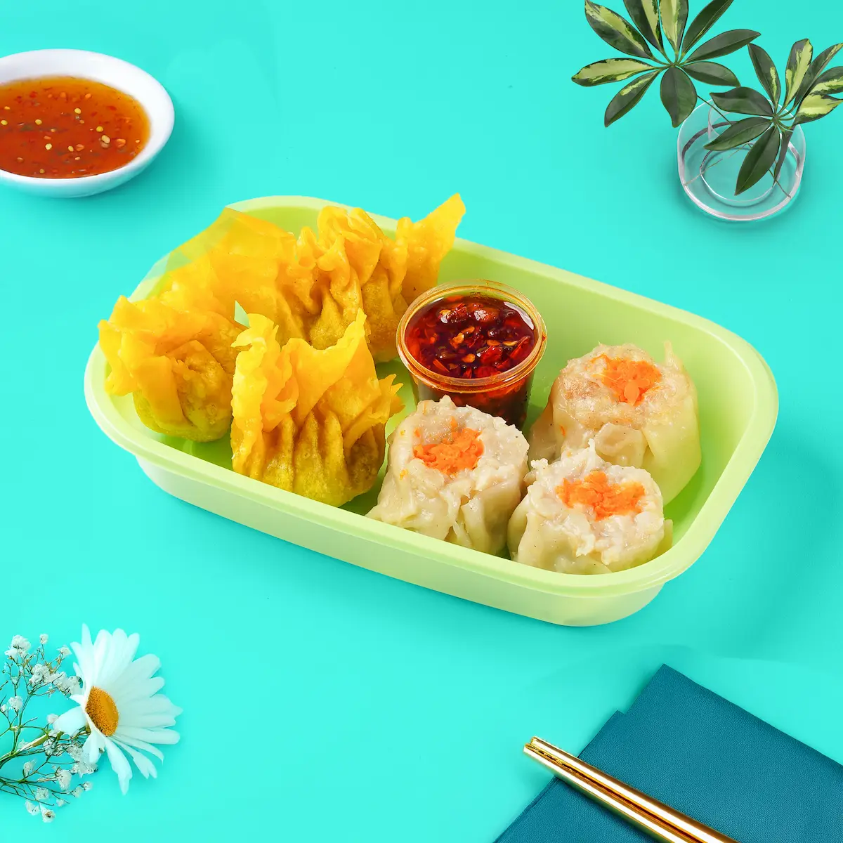 Perbedaan Gyoza dan Dimsum: Bentuk, Isi, dan Cara Makannya