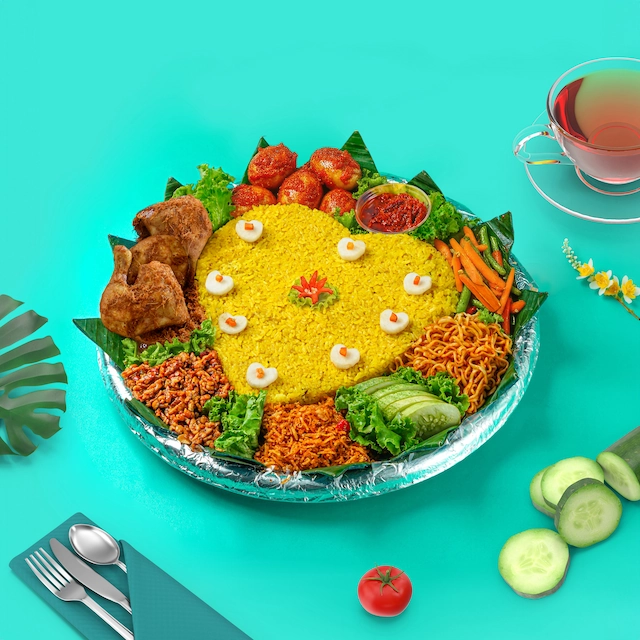 Nasi Kuning Teri Kacang dari Dapur Bu Sastro