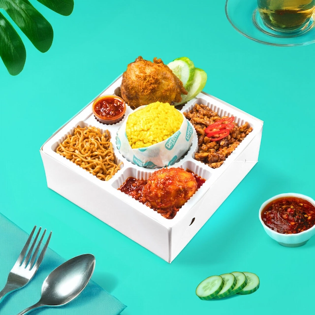 Nasi kuning box dari Dapur Bu Sastro untuk arisan