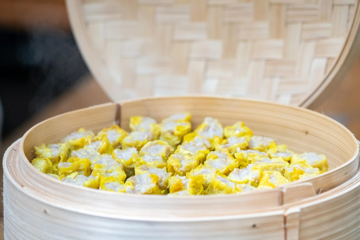Kukus Dimsum Berapa Menit Agar Matang Sempurna? Cek Tipsnya!